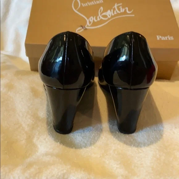 Christian Louboutin wedge pump - Picture 3 of 13